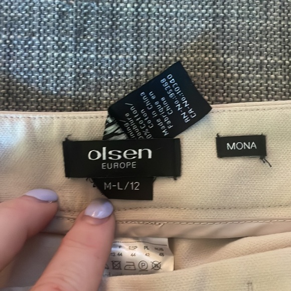 Cream relaxes fit straight leg pants - Picture 2 of 5